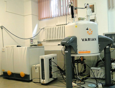 Varian VNMR-S 400 MHz